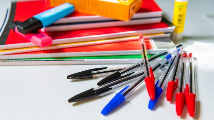 Fournitures scolaires 26-27